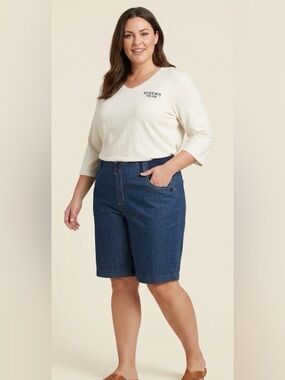 Bugle boy for her plus blue jean shorts size 2X